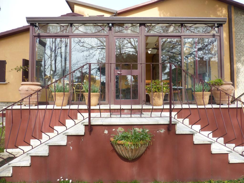B&B Villa Acero Marina Di Carrara Luaran gambar